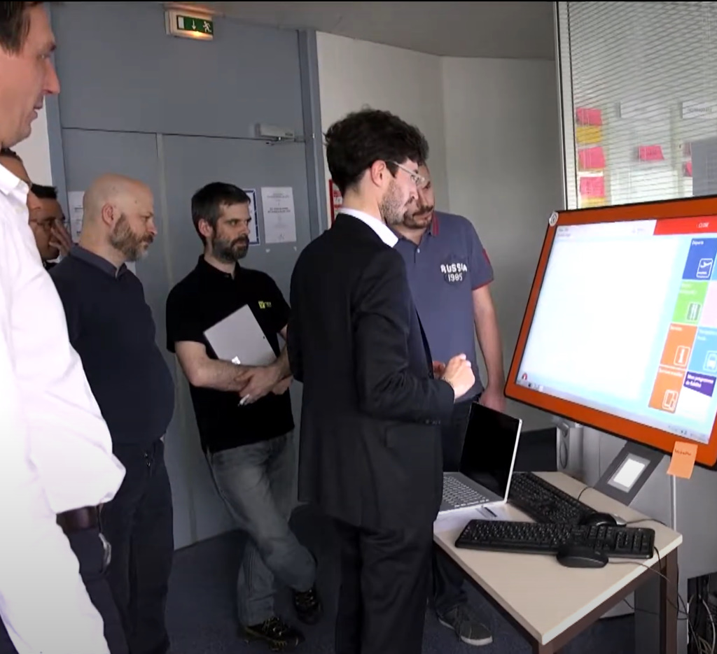 Échange entre un consultant GraphicStream et un client